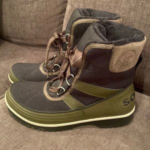 Sorel size 7 Tivoli winter boots. Like new, worn once or twice
